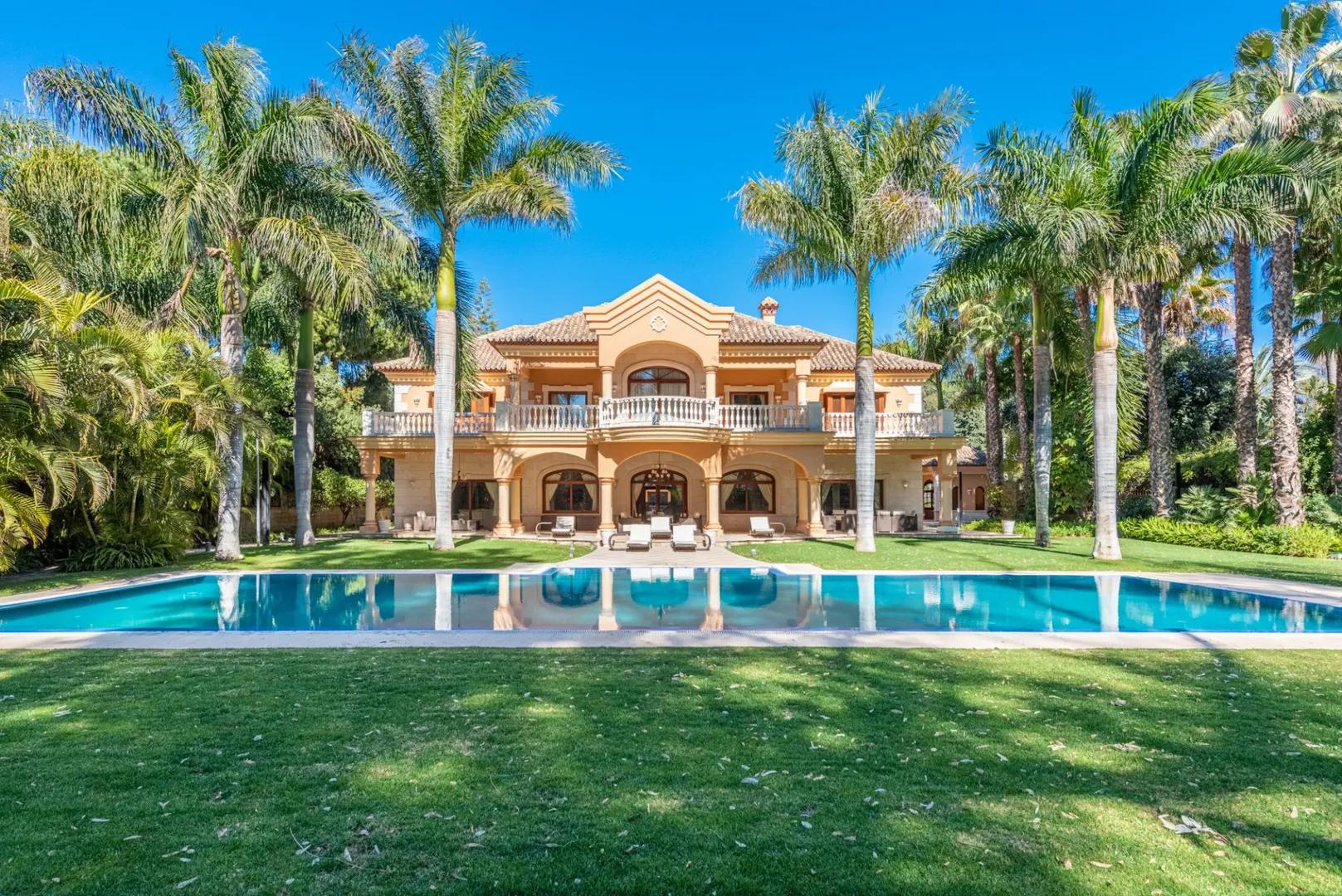 Luxury Villa in Guadalmina Baja