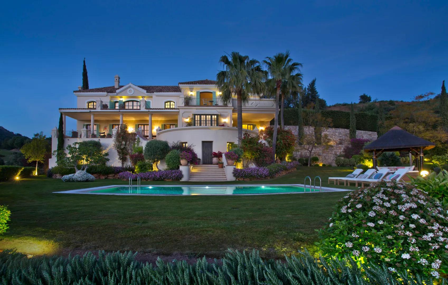 Luxury villa with panoramic views and direct access to the golf course at Marbella Club Golf Resort