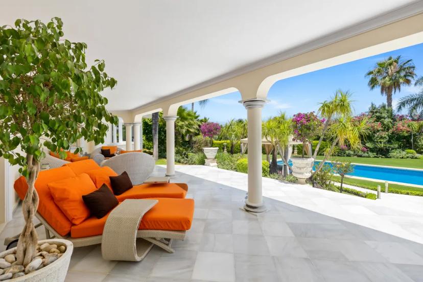 Luxury villa in La Cerquilla, Nueva Andalucia, Marbella with views of La Concha. image 2