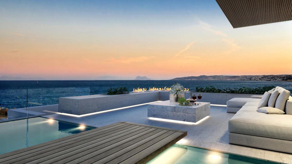 Imagen 1 de Promotion of Beachfront Apartments in Estepona: 9 Luxury Residences with Sea Views