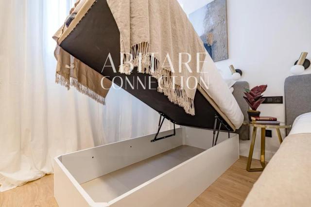 Imagen 2 de Luxury property in Chueca, Madrid, with 3 bedrooms and designer furniture