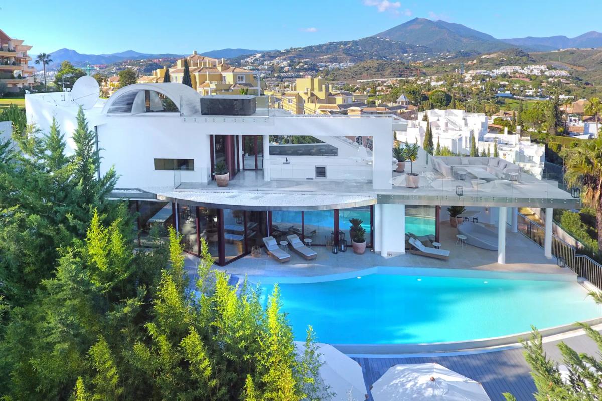Imagen 1 de Luxury villa in Las Brisas Golf