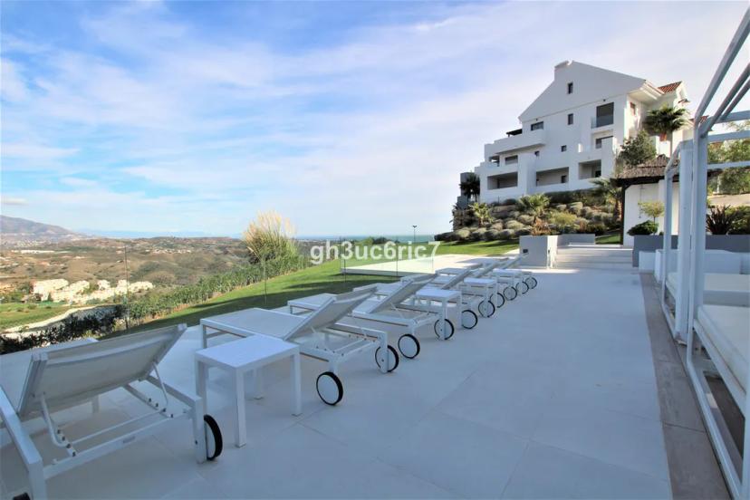 Apartment with terrace and panoramic views in Calanova image 0