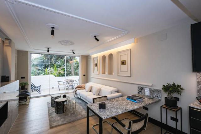 Imagen 2 de Luxury apartment at Puente Romano Beach Resort