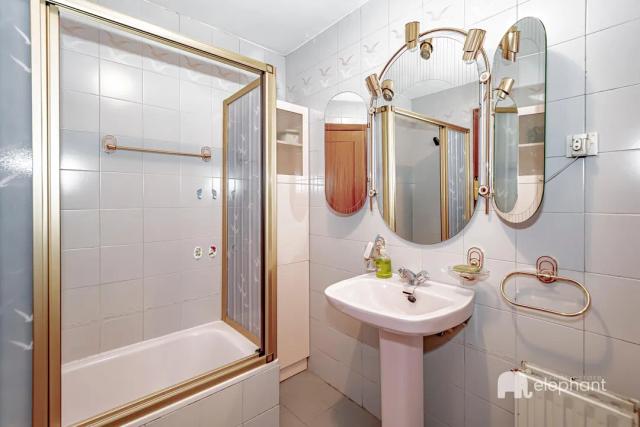 Imagen 5 de Apartment for sale in Sol area, Huertas-Cortes, Madrid.