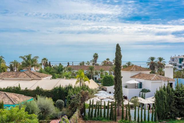 Imagen 2 de Luxury Villa in the Golden Mile of Marbella