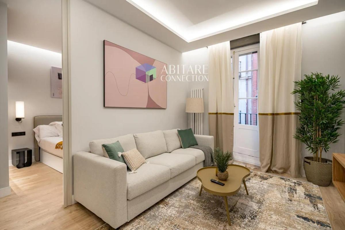 Imagen 1 de Propiedad en venta: Piso a estrenar en el centro de Madrid con 4 habitaciones y 4 baños