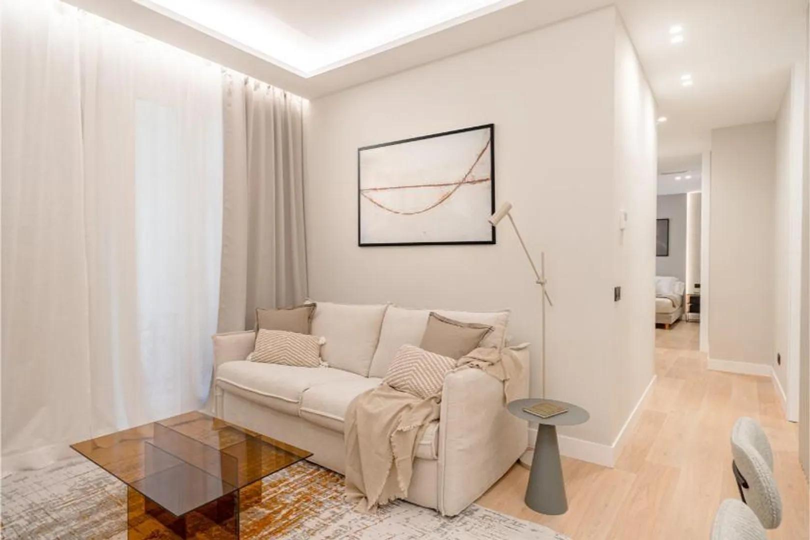 Turnkey apartment in the heart of Chueca