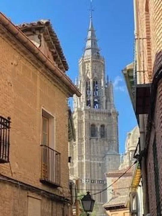 Imagen 3 de “Una Oportunidad Única en pleno casco histórico de Toledo con vistas a la Catedral”
