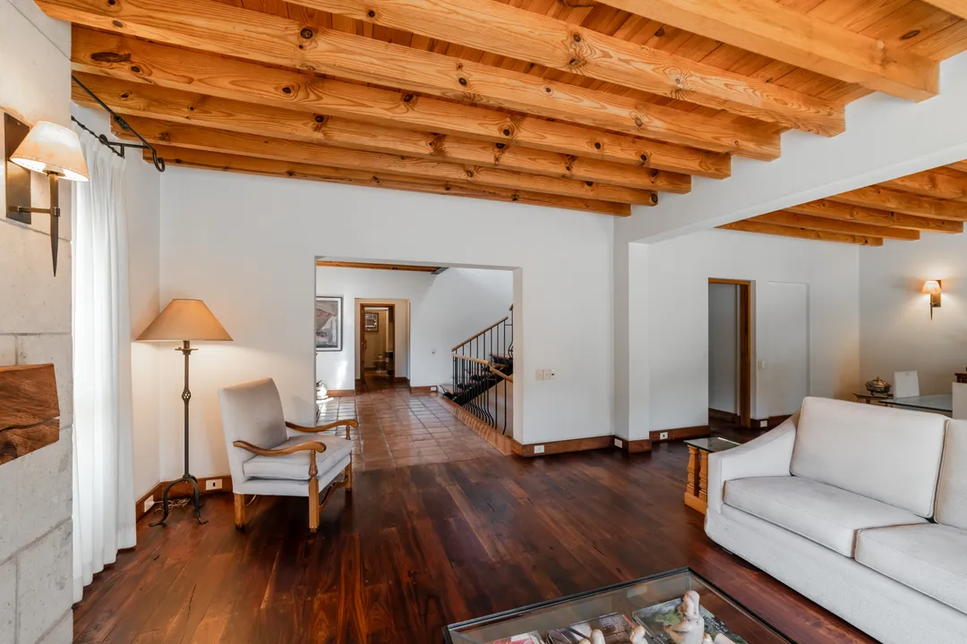 Fuente de las Pirámides VII image 3