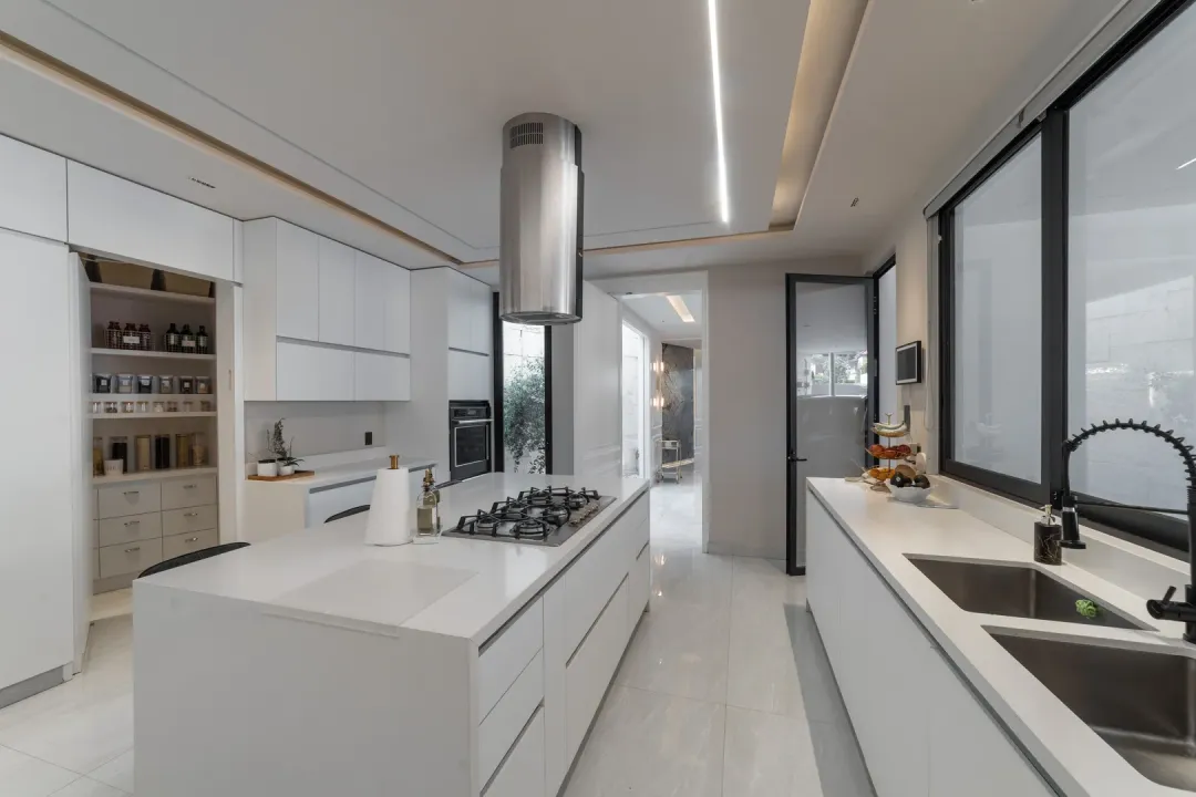 Paseo de los Laureles XXll image 4