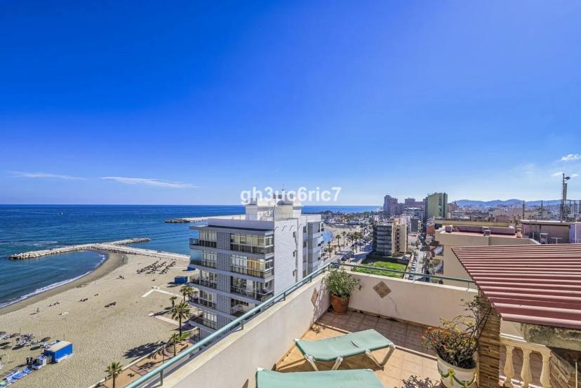 Penthouse with Private Pool in Fuengirola