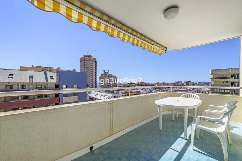 Spacious apartment in the center of Fuengirola with stunning views