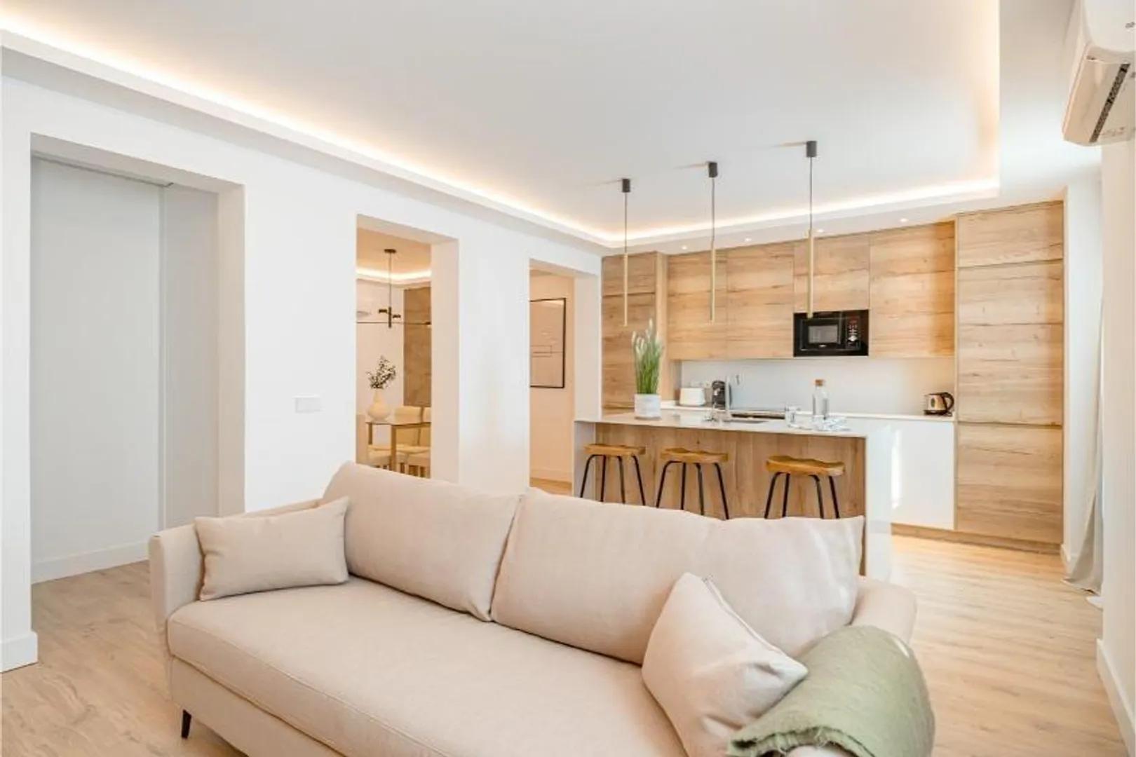 Piso en venta de 110m² con 3 habitaciones, Malasaña, Madrid